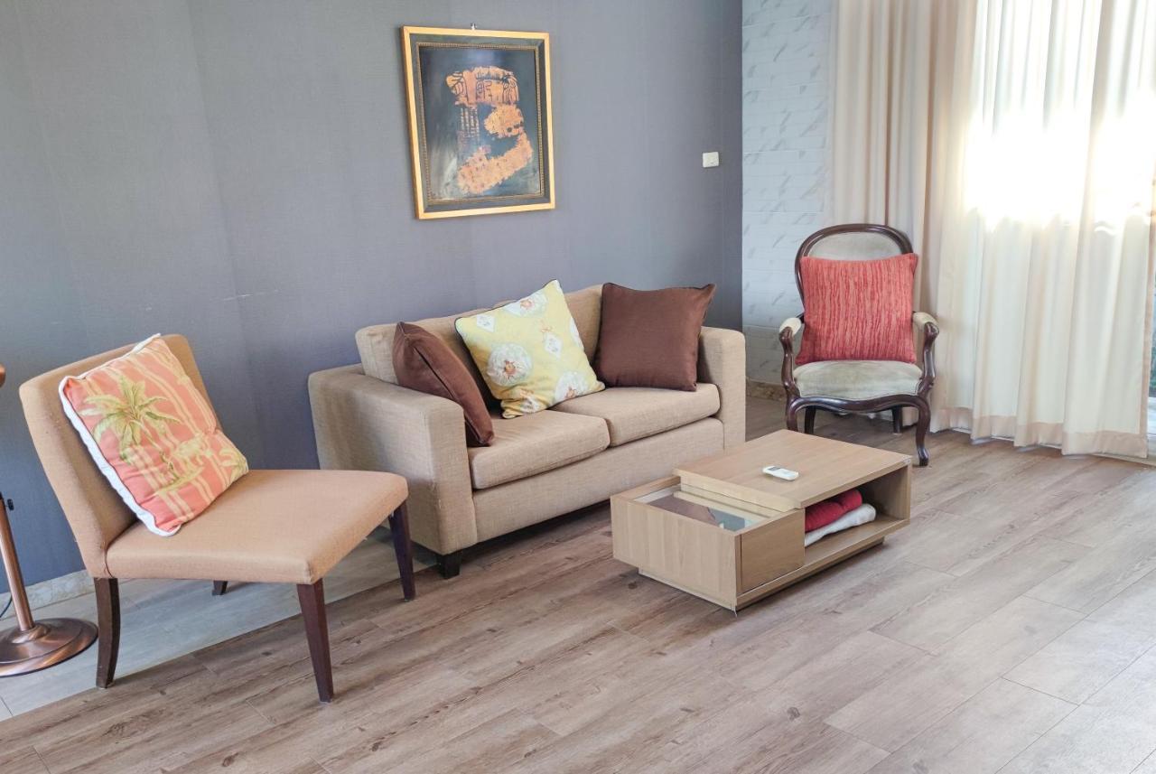 Abacus Villa Паттайя Экстерьер фото