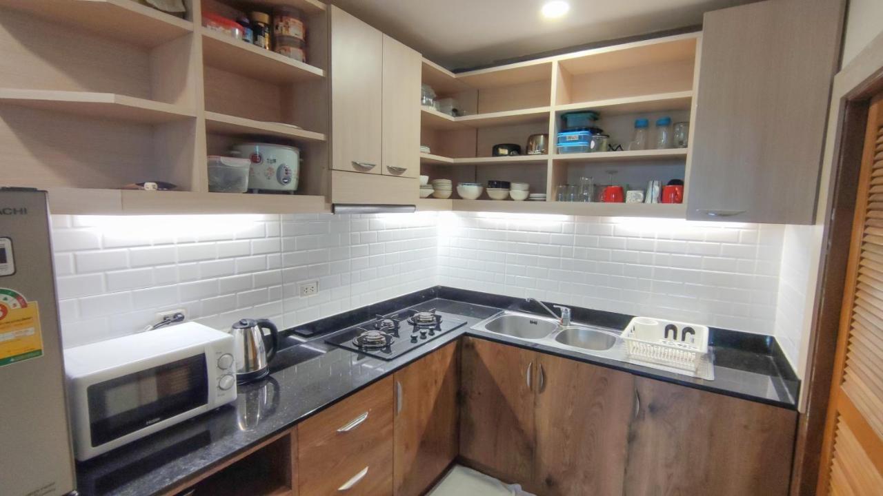 Abacus Villa Паттайя Экстерьер фото